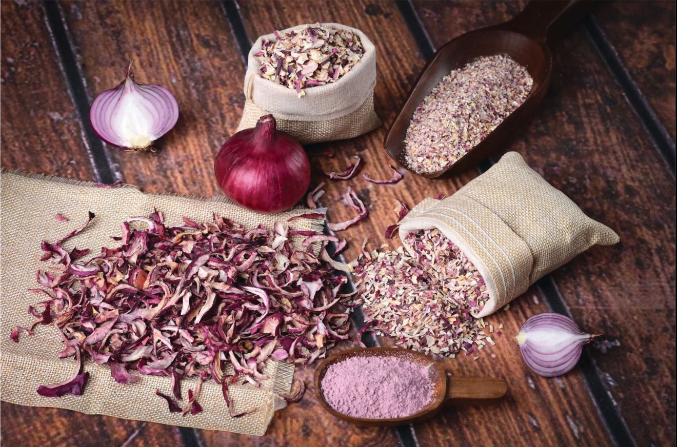 Banner showcasing authentic Indian spices and high-flavor dehydrated onion sourced directly from Gujarat, India. Krushi Food Industries is a reliable exporter of whole spices.